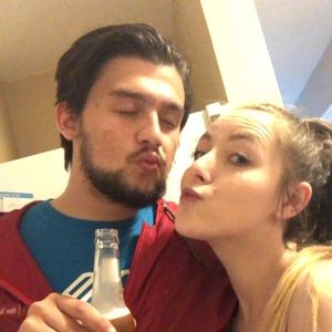 Meet your Posher, Mikol